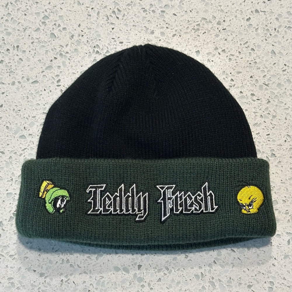 Teddy Fresh X Looney Tunes Beanie in Black/Green